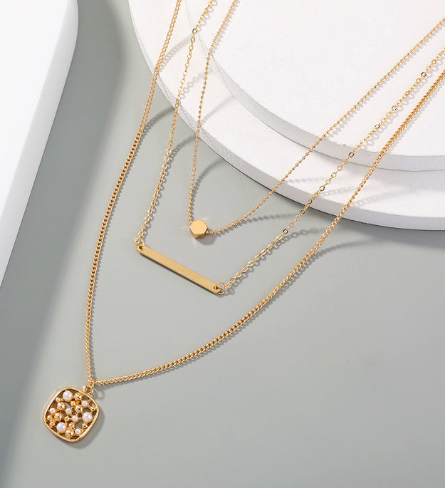 Fashion multi-layer gold necklace personality multi-layer Geometric Pineapple Pendant Jewelry woman